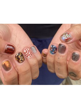 ショートネイルデザインが豊富