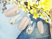 レイ ネイルアンドセレクトショップ(Lei Nail&Selectshop)/フラワー×ドットネイル