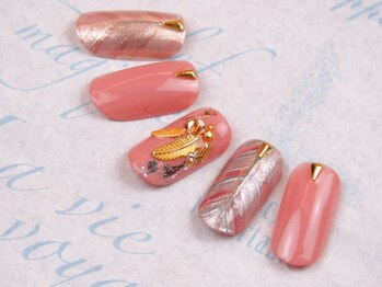 ソルノワ(sol-noir)/