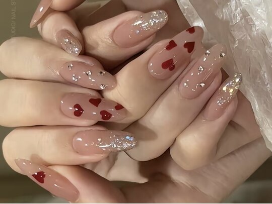 2025年冬】パーツネイルのネイルデザイン集｜人気順｜ホットペッパー  