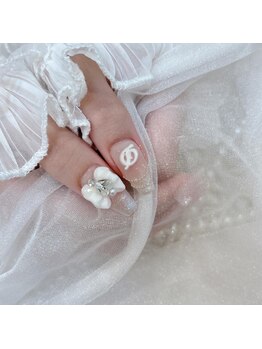 リンドネイル バイ モカ アンド ララ(Lind nail by moca and LaLa)/イニシャルネイル