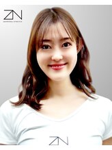 全力ストレッチ 麻布十番店 SAKI 店長