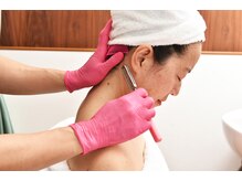 ブライダルシェービング。お顔剃り。うなじ剃り。うなじ脱毛。