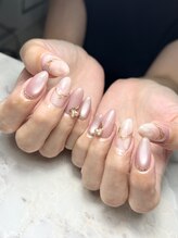 大人かわいいネイル