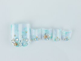 フットネイル・6600円