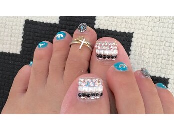 ネイルアンドアイラッシュ レーヌ(Reine)/FOOTアートコース