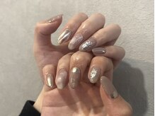 フロップニク ネイル(FLOPNIK NAIL)