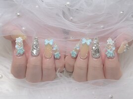 水色ゴテゴテネイル￥7500～