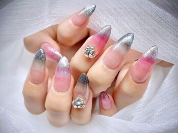 ルビーネイル 太閤通駅店(RUBY NAIL)の写真/丁寧な仕上げで美しさが長く続くネイル♪スカルプを使った華やかなネイルで指先に彩りを☆【名古屋ネイル】