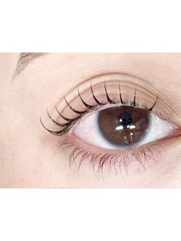 ナチュラル上品な目元にしたい