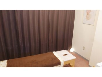 天神橋通り整体院/施術室