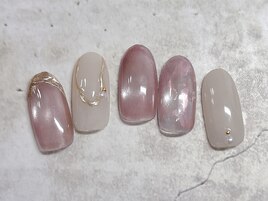 glass mg Collection