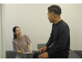 ココカラストレッチ 中崎町店(KOKOKARAストレッチ)/梅田ストレッチ、カウンセリング