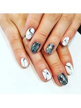 アース ネイルアイラッシュ 前橋店(EARTH Nail&Eyelash)/モノトーン大理石ネイル￥8000