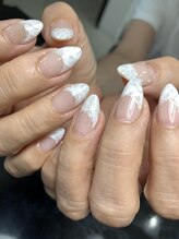 レディグリッター(Lady glitter)/もやもやフレンチネイル