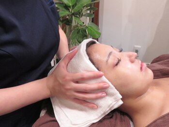 エルブセゾン/3Dフェイシャルヘッドマッサージ