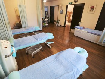たかなし接骨院/施術室