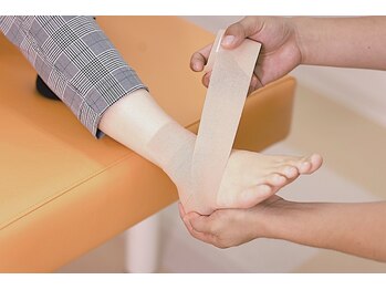 いわくら肩甲骨 骨盤接骨院BTG 一宮千秋/捻挫などスポーツの痛にも対応!