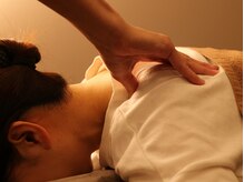 マヌカ(MANUKA)の雰囲気（ツボをしっかりとらえてつらい肩こりも解消♪）