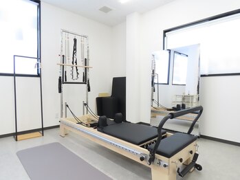 アイユー 光の森店(iU)/スタジオ