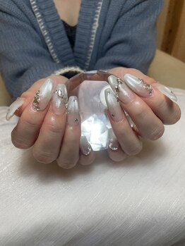 マルディ つくば店(Mardi)/白グラデーション×マグネット