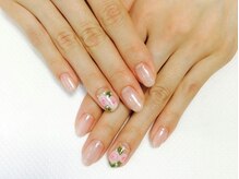 クリーム/デザイン