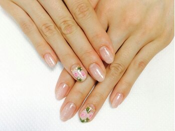 クリーム/デザイン