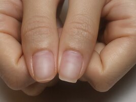 自爪育成/柳津ネイルサロン