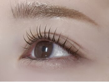 Liora川越店nail&eye【フラットラッシュ/まつげパーマ/眉毛/ネイル/耳ツボ】の写真/まつ毛パーマもエクステも☆癖やタイプに合わせてデザインを提案します【まつ毛パーマ/フラットラッシュ】