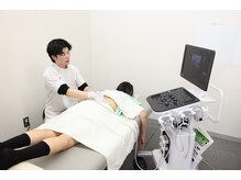 日進トリガーポイント鍼灸院の雰囲気（全国でも少ない、エコーを使用する安全な施術を心がけています。）