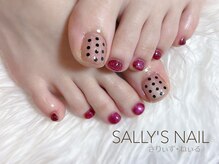 さりぃず ねぃる(SALLY’S NAIL)の雰囲気（ジェルを続けて足指も美爪に整う/女子力高まるカラーにドット♪）