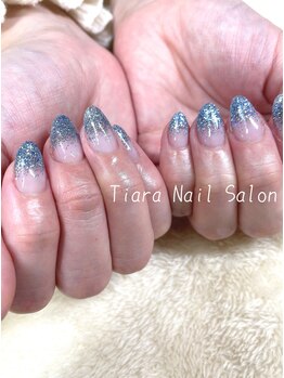 ティアラ(Tiara)/ラメグラデーション