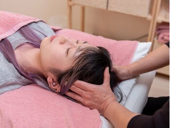 コーズィ(cozy)の写真/【女性専用プライベートサロン♪】《cozy》の炭酸ヘッドスパで、至福のリラックスサロンタイムを…☆