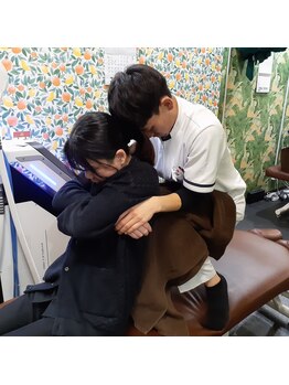 淡路駅前整骨院/B＆Mゆがみ整体