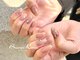 ブエノスカリン(Buenos Karin)の写真/【角度で変わる輝き＆うるツヤ透明感】クリア×フラワーでトレンド初夏ネイル/初回オフ無料