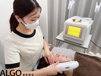 アルゴ 姪浜店(ALGO)の写真/【美肌脱毛×毛穴を消す極上小顔エステ】を組み合わせた今話題の『小顔脱毛』が体感できる脱毛サロン