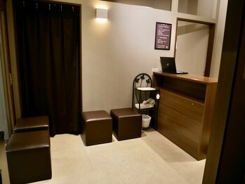 ティヨール アミコ東館店(TILLEUL)/店内は落ち着いた空間です☆