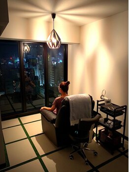 ゆったり空間で施術が受けられるサロン