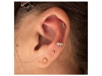 アース オーセンティック 新浦安店(EARTH Authentic)/【耳ツボジュエリー】