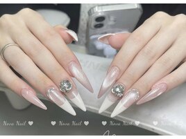 ピンクビジューネイル