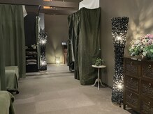 サクラ(sacra)/施術ルームへ