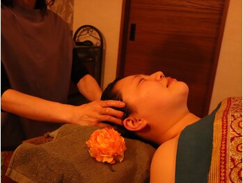 モアハピネス(More Happiness)/洗い流し不要ヘッドスパ