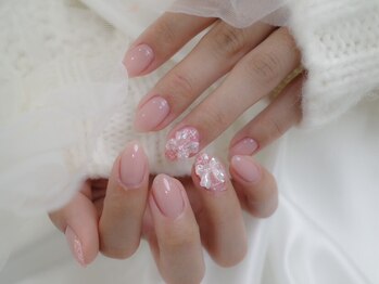 ラリーネ 表参道店(Larine)の写真/【表参道・青山】大人女性・花嫁様に選ばれる上質ネイルサロン◆品格と洗練を纏う、ワンランク上の指先へ