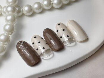 スパイス ネイルズ アンド スパ 玉川高島屋SC店(SPICE NAILS&SPA)/basicアート ¥11000