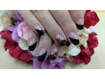 ダブルネイル(Double Nail)/【竹中】黒×金でお正月ネイル♪