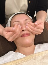 美来/小顔コルギ