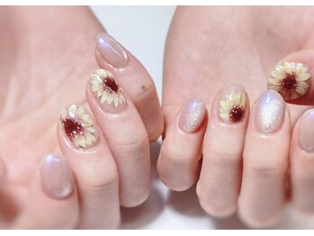 アリサネイル(ALISA NAIL)/向日葵ネイル