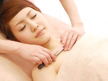 ビューティーフェイスグランデ 近鉄百貨店上本町店/【デコルテのシェービング】