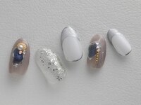 Beauty Salon Crystal（旧店名：MINYONN【Eyelash&Nail】）