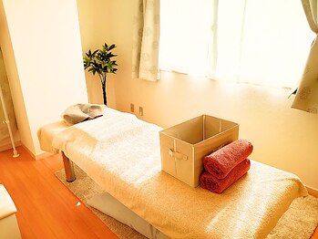 ボディラボらくなり/ゆったりとした個室空間